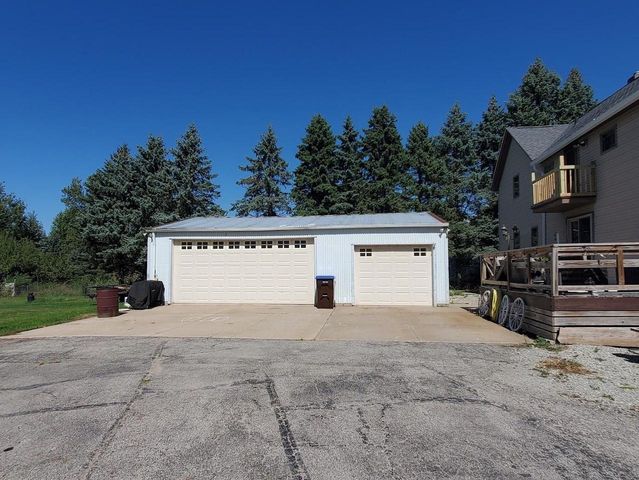5001 N MCCARTHY ROAD, Appleton, WI 54913