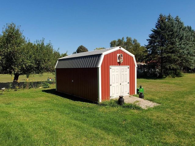 5001 N MCCARTHY ROAD, Appleton, WI 54913