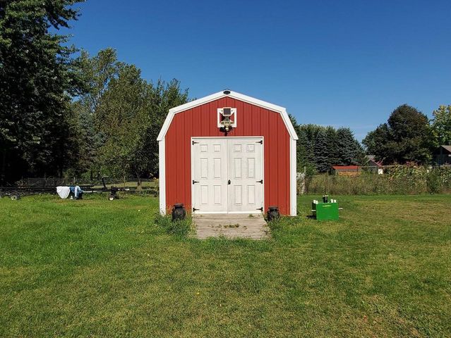 5001 N MCCARTHY ROAD, Appleton, WI 54913
