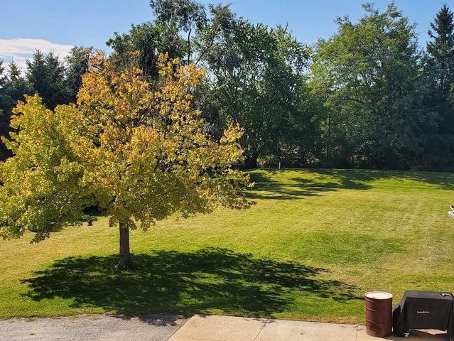 5001 N MCCARTHY ROAD, Appleton, WI 54913