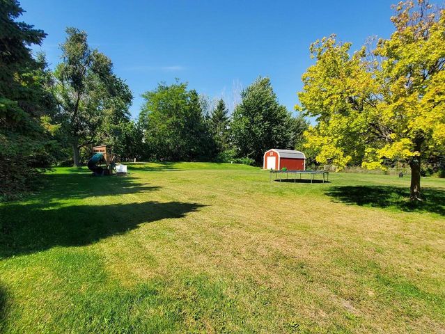 5001 N MCCARTHY ROAD, Appleton, WI 54913