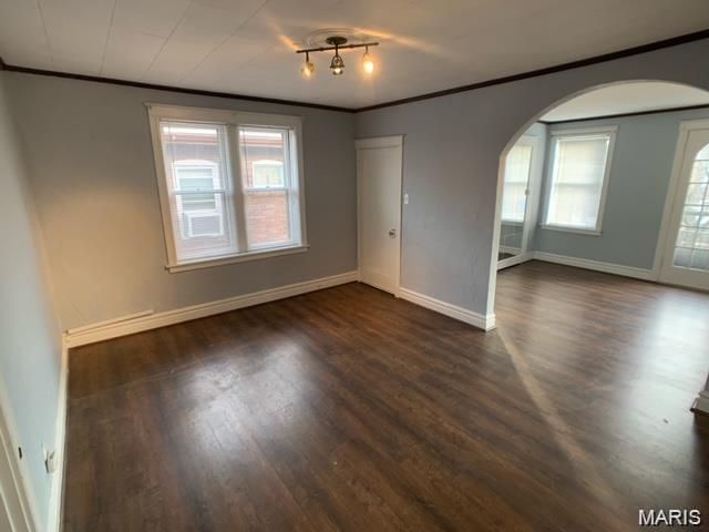 5049 Lindenwood Avenue, St Louis, MO 63109
