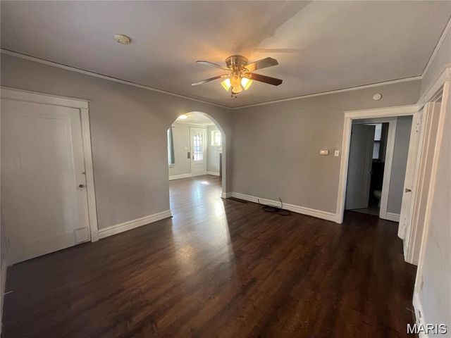 5049 Lindenwood Avenue, St Louis, MO 63109