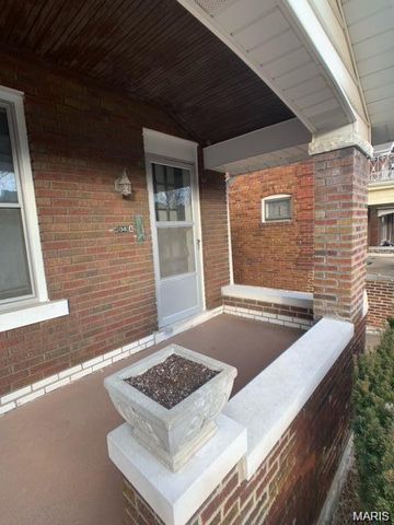 5049 Lindenwood Avenue, St Louis, MO 63109