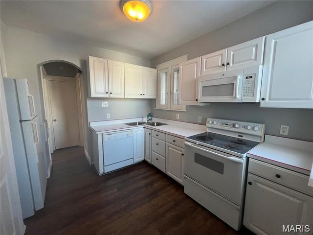 5049 Lindenwood Avenue, St Louis, MO 63109