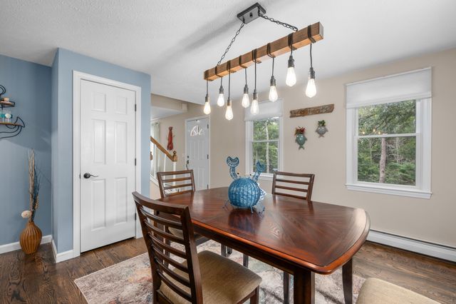 25 Cove Road, Forestdale, MA 02644