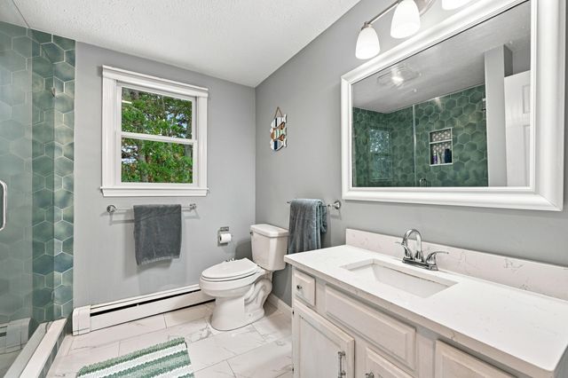 25 Cove Road, Forestdale, MA 02644
