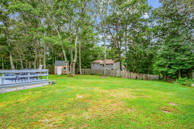 25 Cove Road, Forestdale, MA 02644