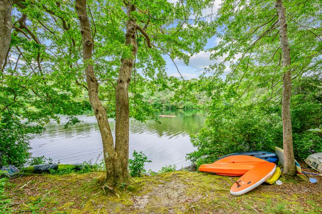25 Cove Road, Forestdale, MA 02644