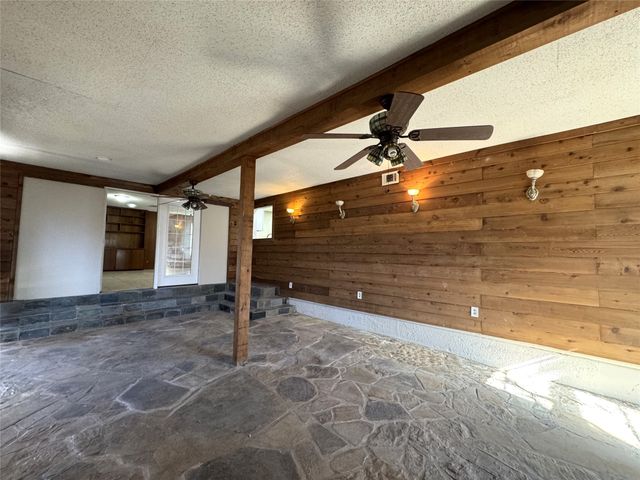 1408 N Ricketts Street, Sherman, TX 75092