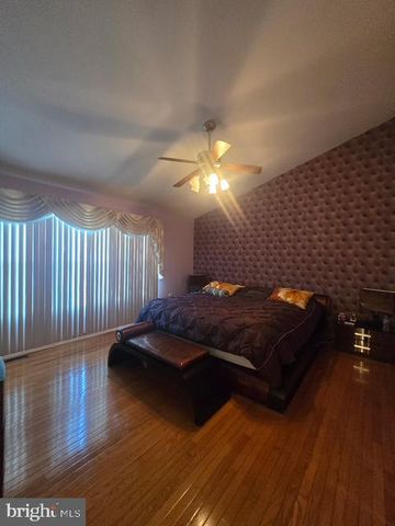 25 BELLWOOD DR, Feasterville Trevose, PA 19053