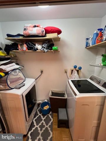 25 BELLWOOD DR, Feasterville Trevose, PA 19053