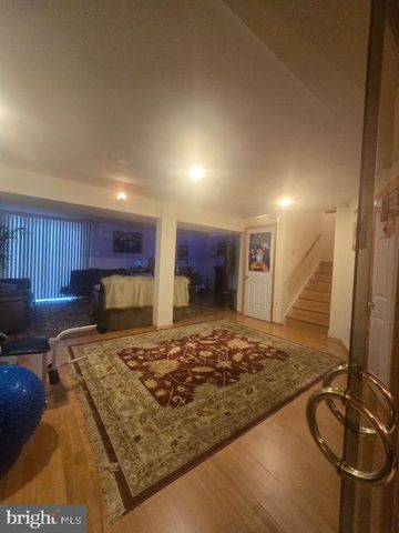 25 BELLWOOD DR, Feasterville Trevose, PA 19053