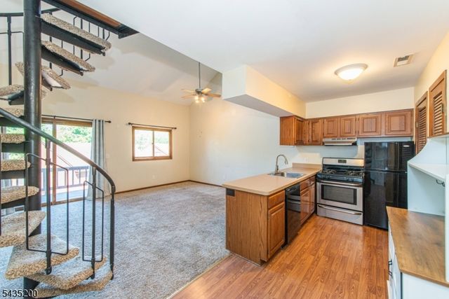14 Stonehill Dr 6, Vernon Twp., NJ 07462
