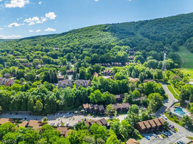14 Stonehill Dr 6, Vernon Twp., NJ 07462