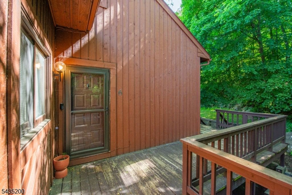 14 Stonehill Dr 6, Vernon Twp., NJ 07462 — photo 5