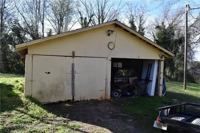 129 Brady Street, Toccoa, GA 30577
