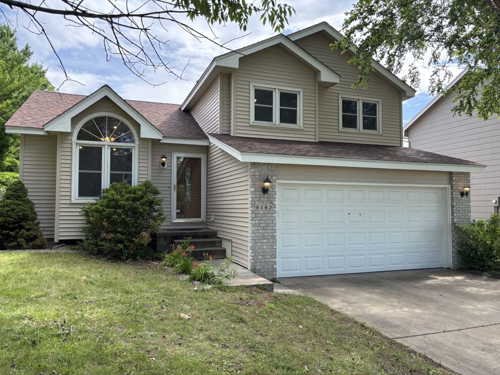 6162 Pommel Place, West Des Moines, IA 50266
