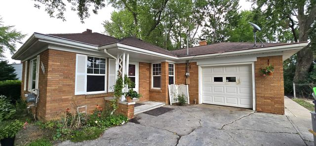 4873 N Sheridan Road, Saginaw, MI 48601