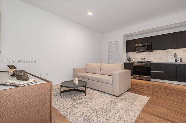 398 NE 5th St 2415, Miami, FL 33132