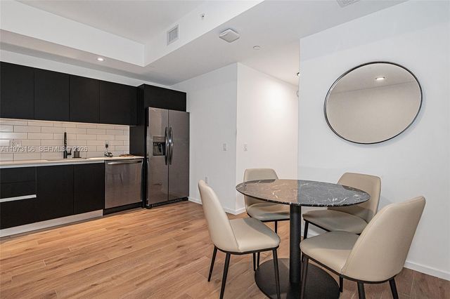 398 NE 5th St 2415, Miami, FL 33132