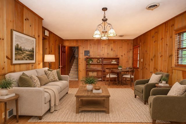 692 Perrin Drive, Spartanburg, SC 29307