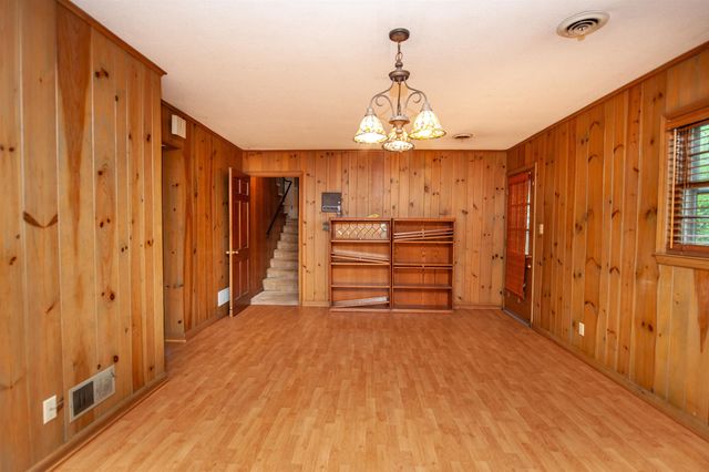 692 Perrin Drive, Spartanburg, SC 29307