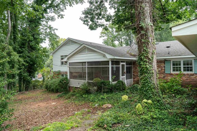 692 Perrin Drive, Spartanburg, SC 29307