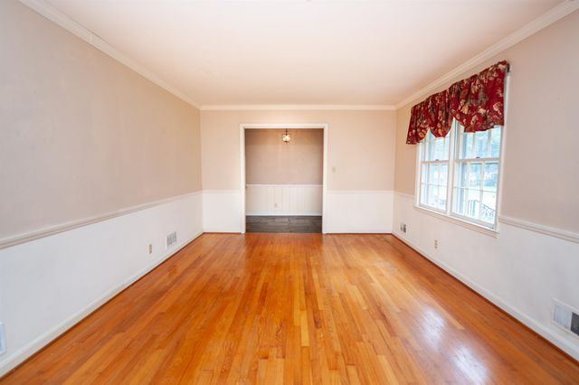 692 Perrin Drive, Spartanburg, SC 29307