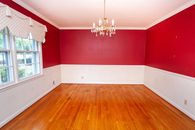 692 Perrin Drive, Spartanburg, SC 29307