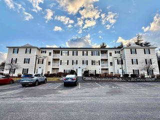 14 Vista Ridge Dr Unit 60, Londonderry, NH 03053