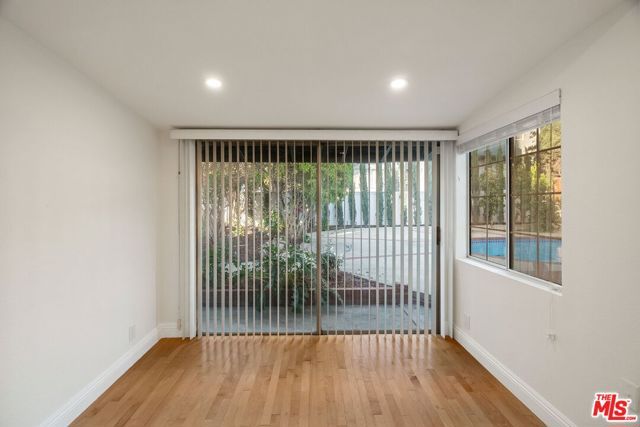 15005 Killion Street, Sherman Oaks, CA 91411