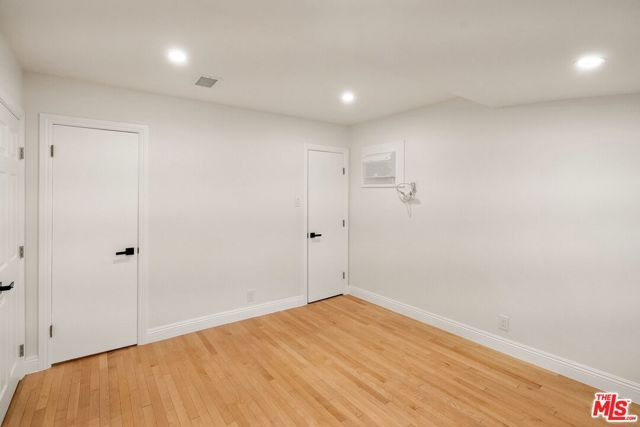 15005 Killion Street, Sherman Oaks, CA 91411