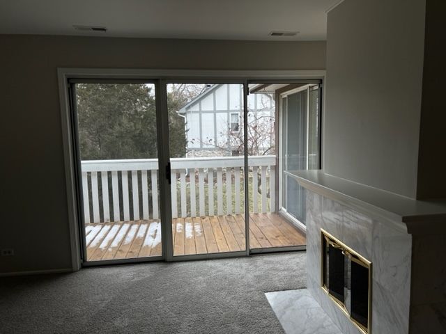 1437 Clairmont Court 200, Vernon Hills, IL 60061