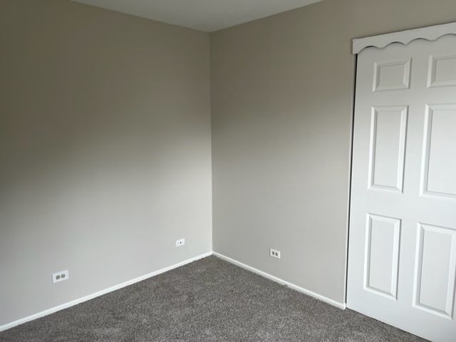 1437 Clairmont Court 200, Vernon Hills, IL 60061