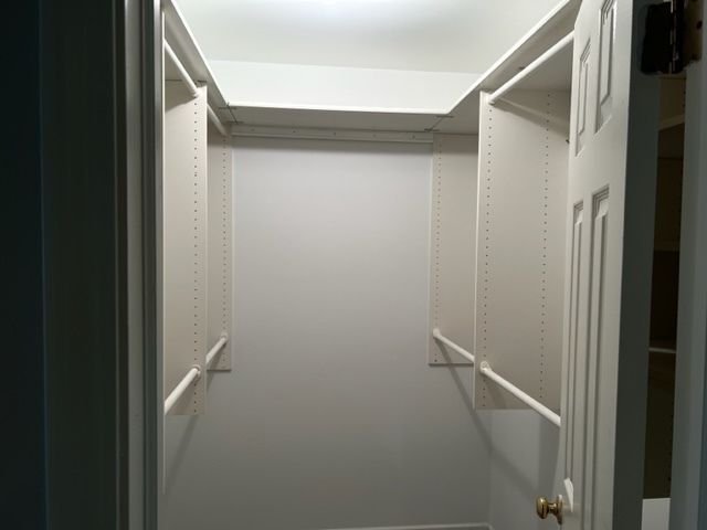 1437 Clairmont Court 200, Vernon Hills, IL 60061