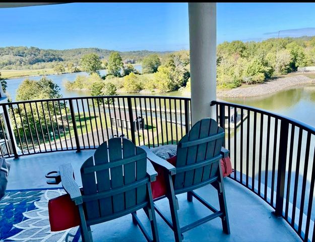 400 Warioto Way Apt 512, Ashland City, TN 37015