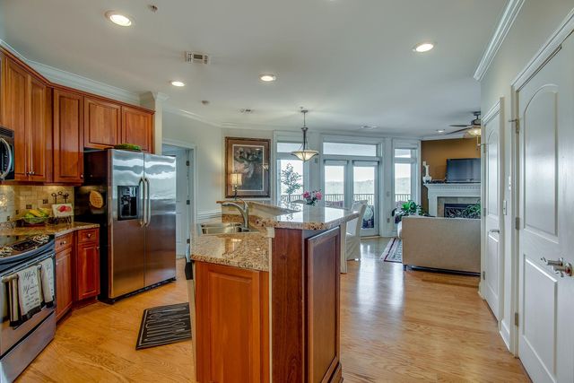 400 Warioto Way Apt 512, Ashland City, TN 37015