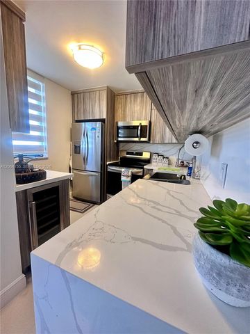 9225 Collins Ave 1407, Surfside, FL 33154