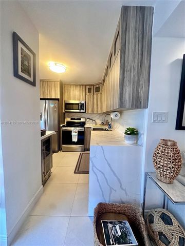 9225 Collins Ave 1407, Surfside, FL 33154
