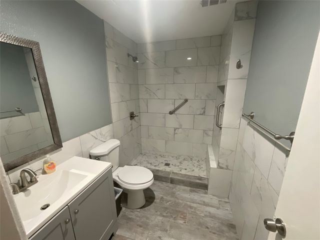 2017 Osage Trail, Grand Prairie, TX 75052