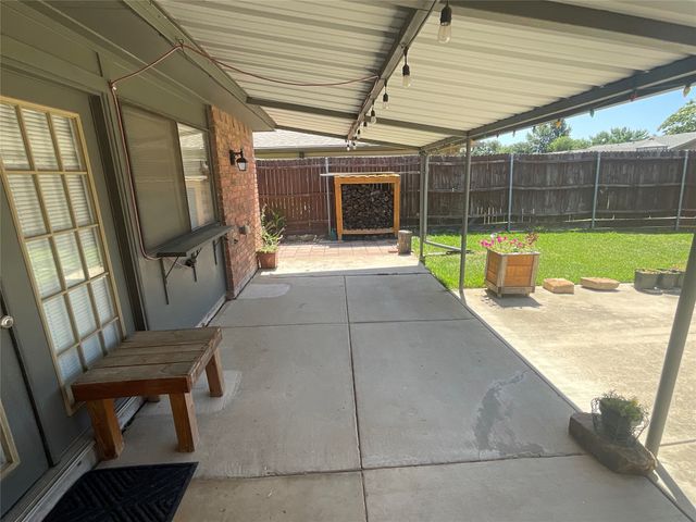 2017 Osage Trail, Grand Prairie, TX 75052