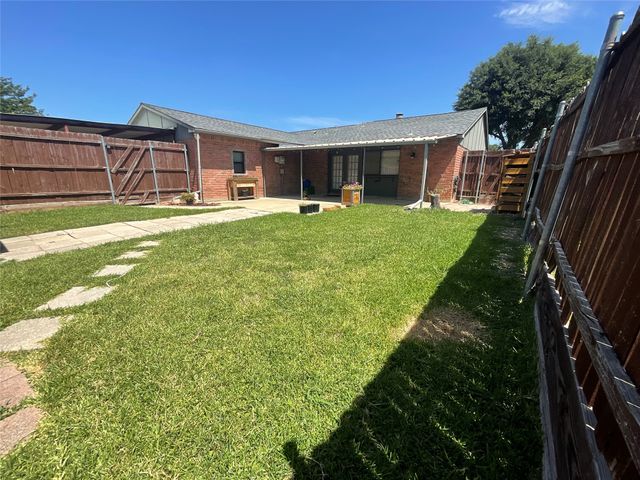 2017 Osage Trail, Grand Prairie, TX 75052