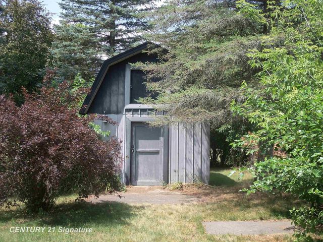 5127 Arbor Lane, Flint, MI 48506