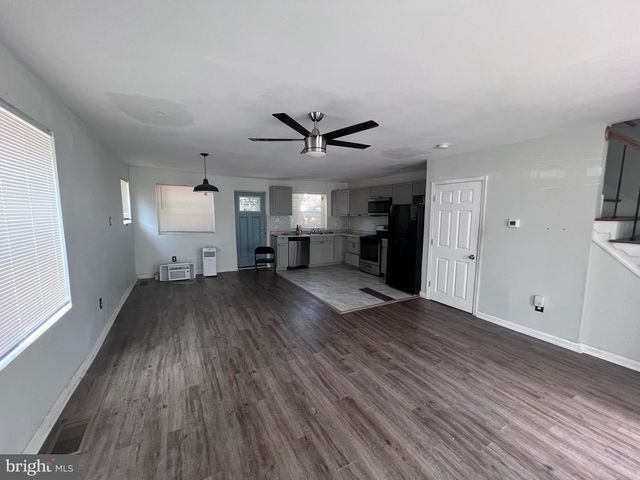 2915 EDGLEY ST, Philadelphia, PA 19121