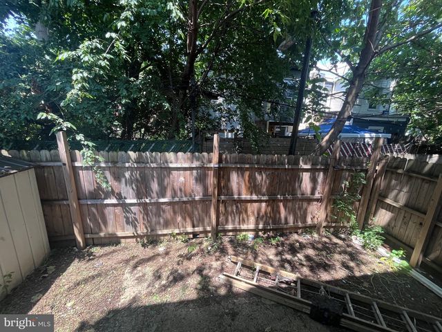 2915 EDGLEY ST, Philadelphia, PA 19121