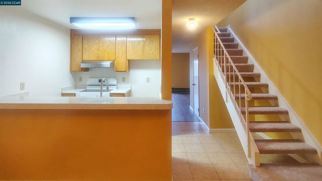 3161 Birmingham Dr 205, Richmond, CA 94806