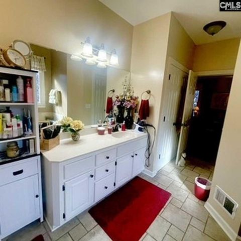 103 N Crescent Lake Way, Blythewood, SC 29016