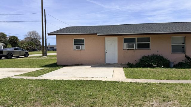 1225 Ave K, Fort Pierce, FL 34950
