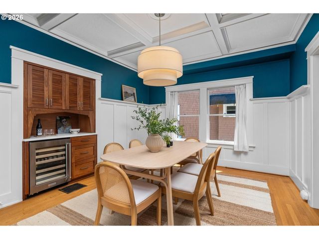 2958 Ne 64TH Ave, Portland, OR 97213